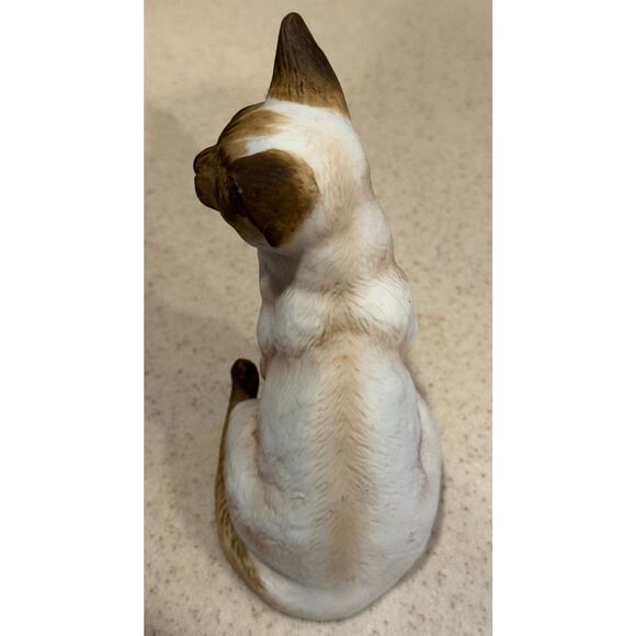 San Francisco Music Box Company Siamese Cat Music Box Theme from Ice Castle - Picture 2 of 9